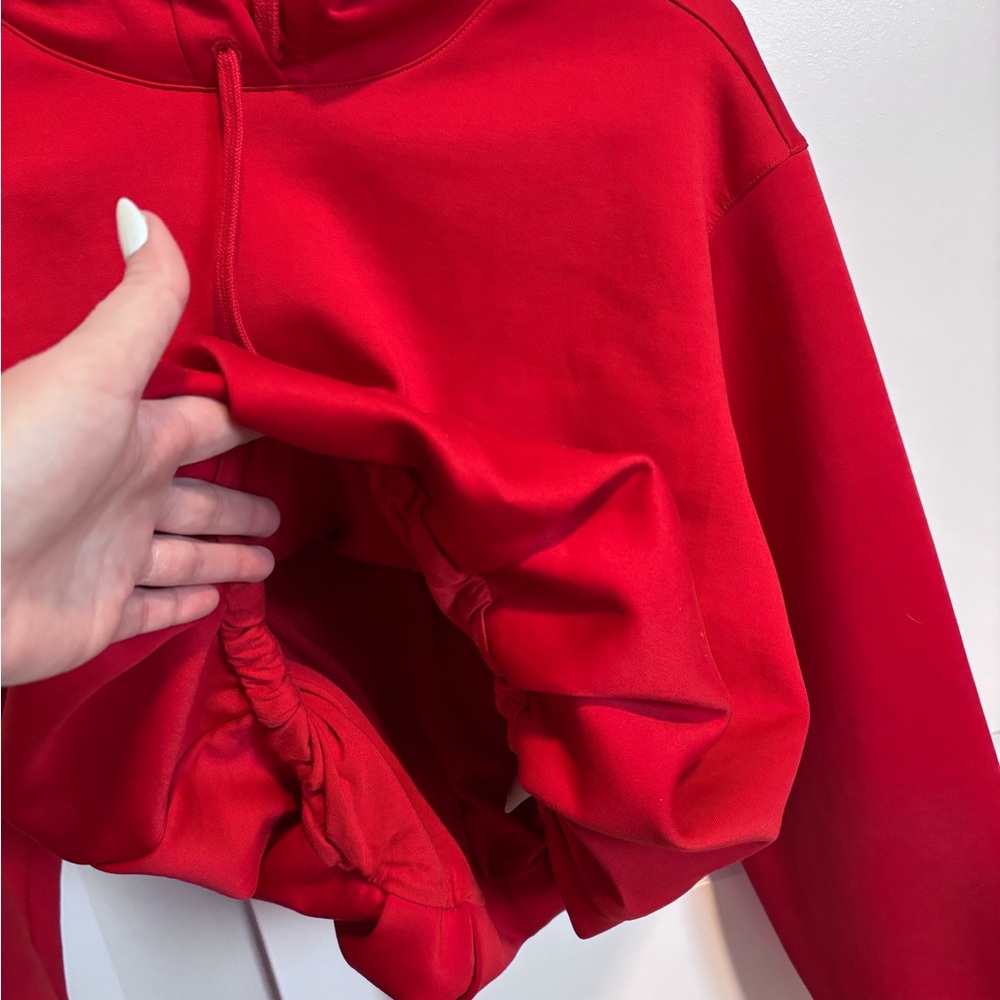 Beyond Yoga Bold Red Cropped Hoodie Medium - Picture 3 of 3